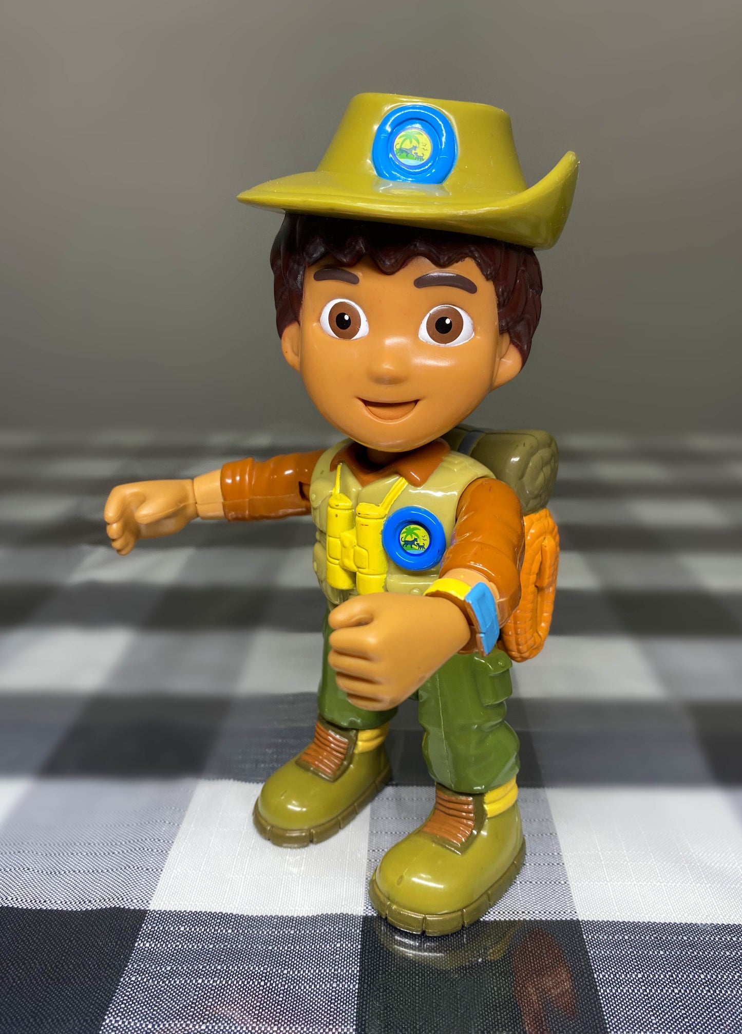 Go Diego Extreme Rescue Rainforest Poseable Figure w. Backpack - NICE!