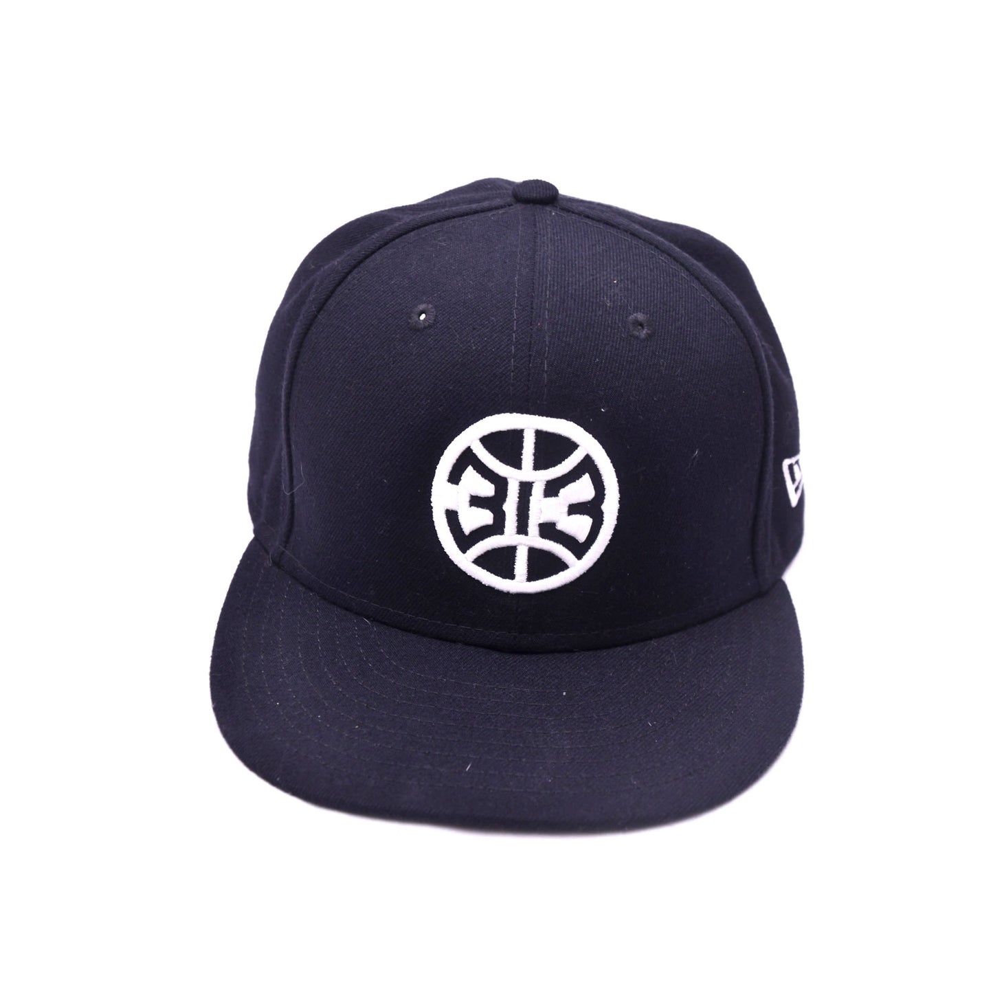 New Era 9FIFTY Black Flat Bill Snapback Cap White Front Logo OSFM