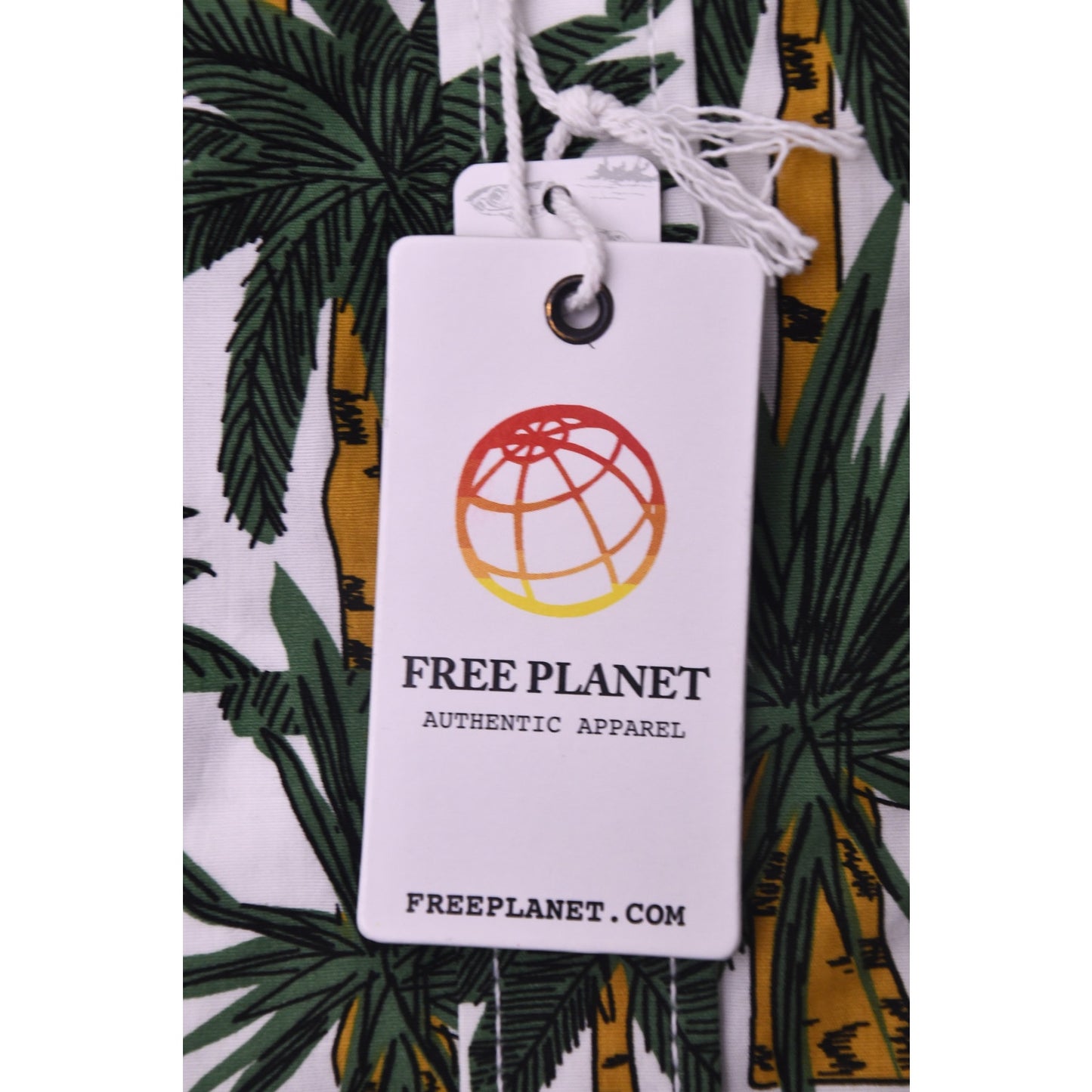 NWT Free Planet Tropical Palm Button-Up Shirt Men’s M Cotton
