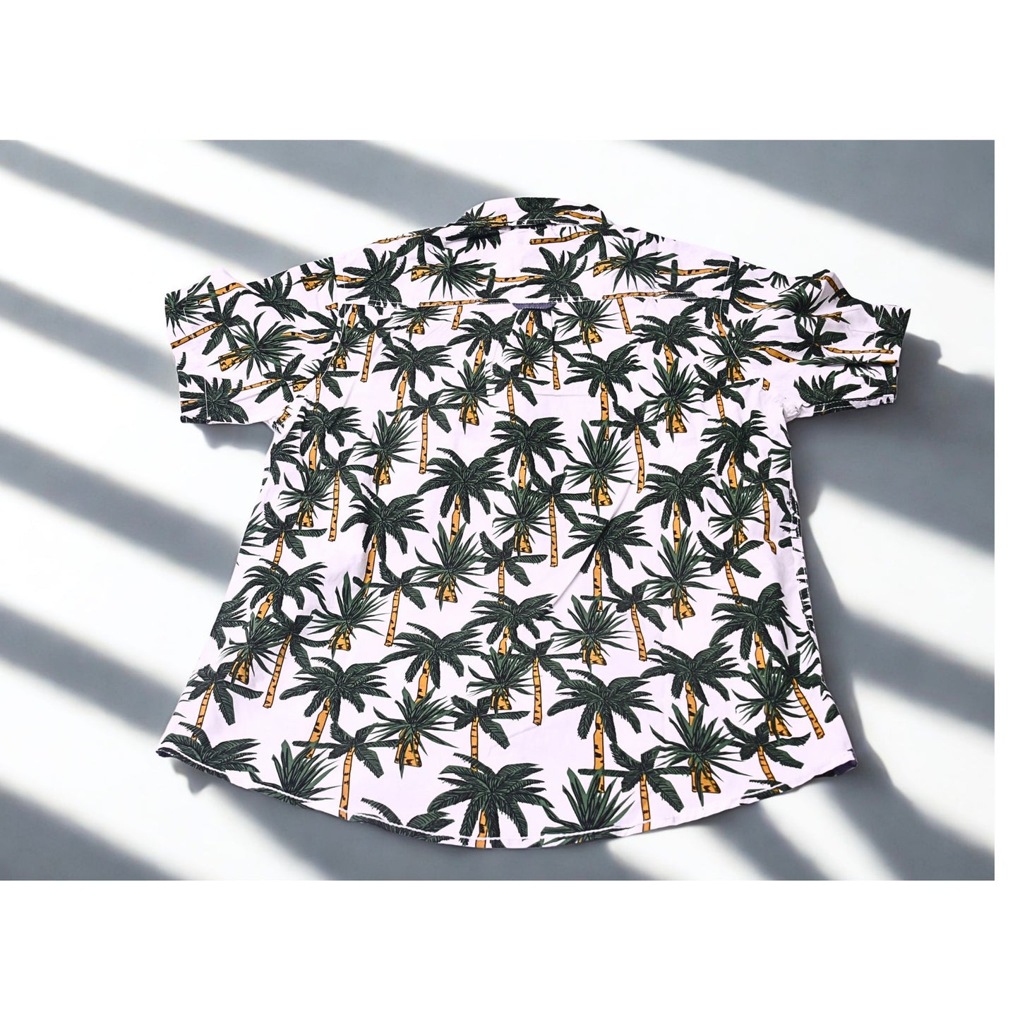NWT Free Planet Tropical Palm Button-Up Shirt Men’s M Cotton