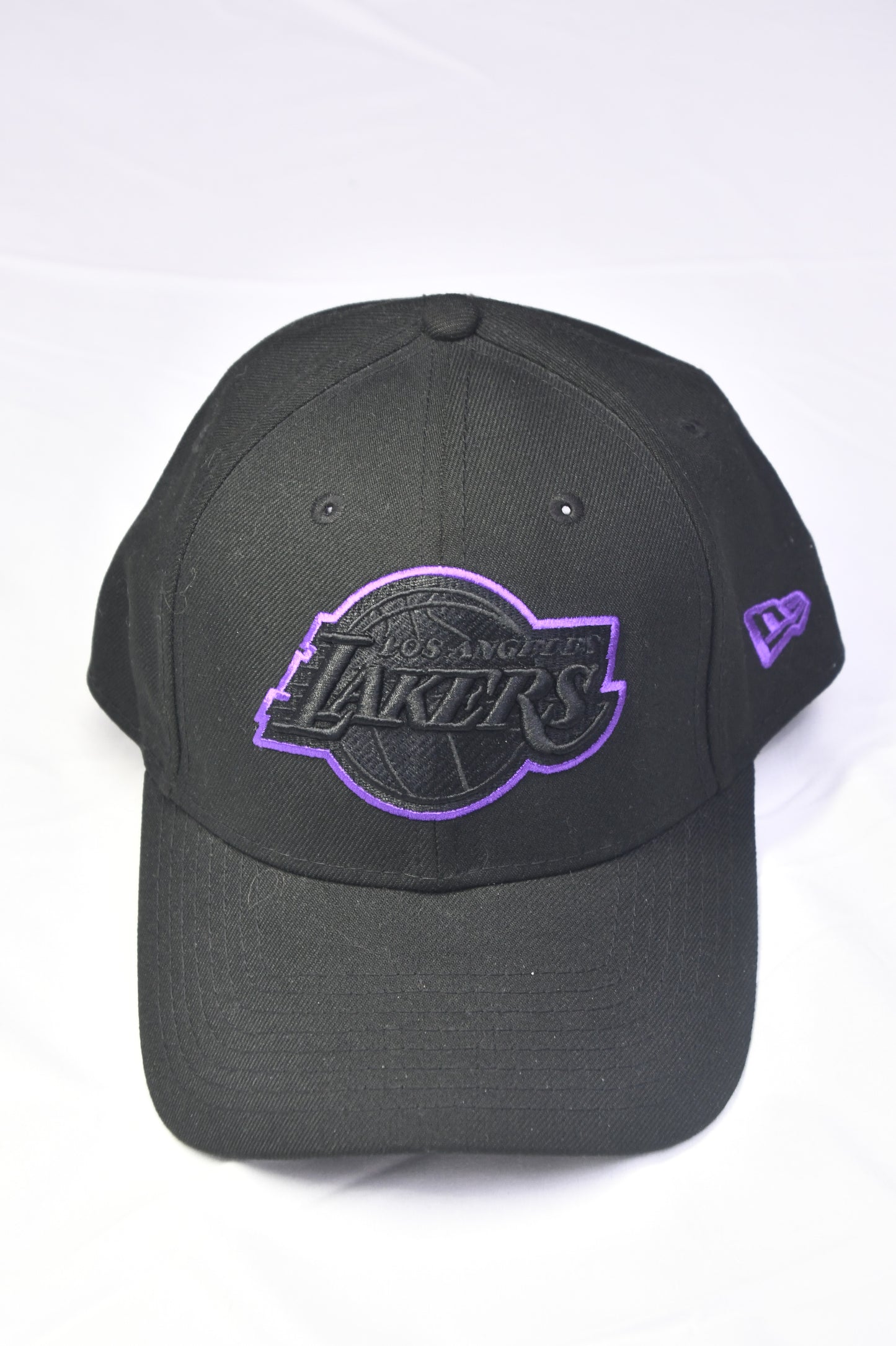 Los Angeles Lakers  Snapback NBA Hat - Black/Purple BRIM