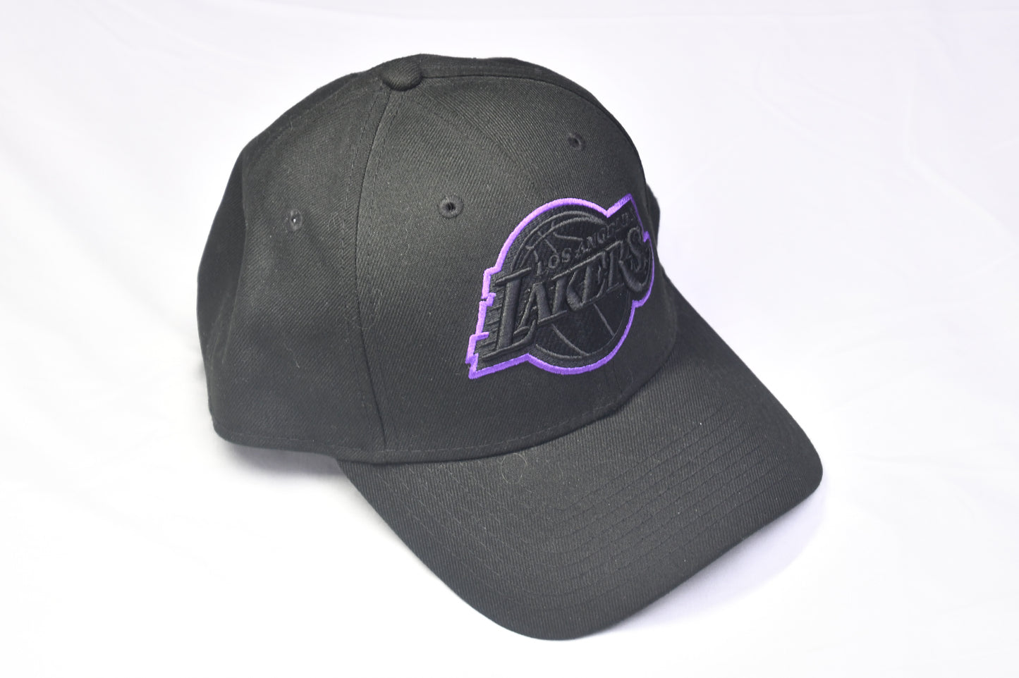 Los Angeles Lakers  Snapback NBA Hat - Black/Purple BRIM