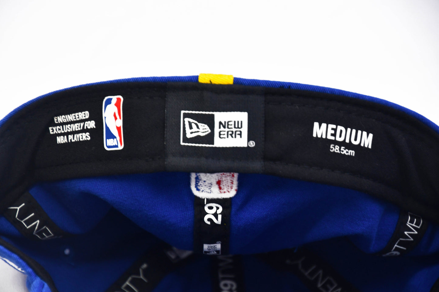 Golden State Warriors Hat Cap Size M- Fitted - New Era 29TWENTY - Blue NBA