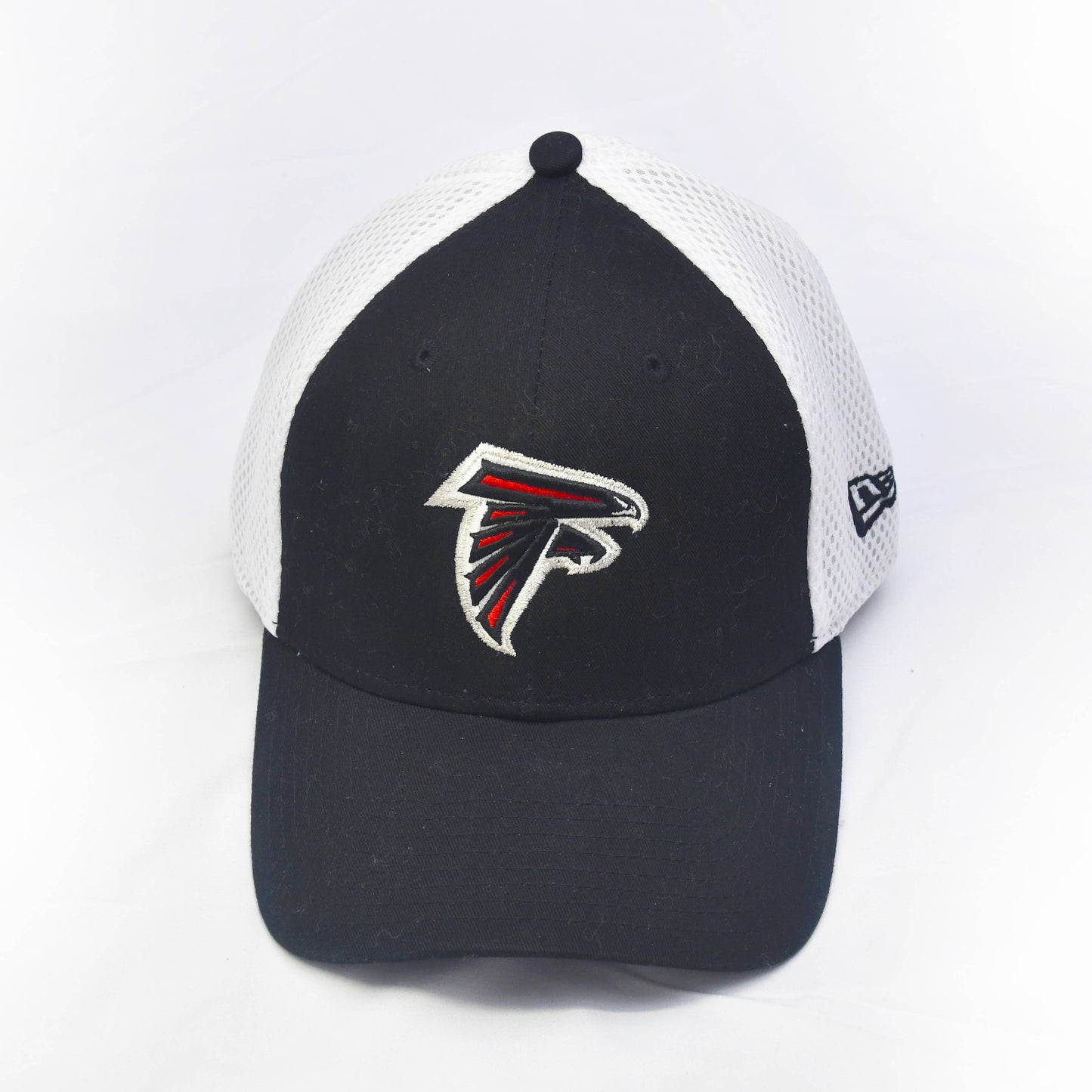Atlanta Falcons New Era 39THIRTY Neo Black & White NFL Football Flex Fit Cap