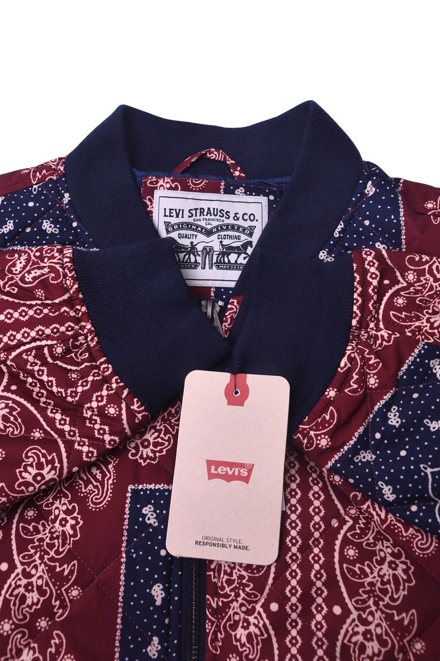 NEW Levis Jacket Mens M Red Blue Paisley Insulated Quilted Coat Cowboy Western