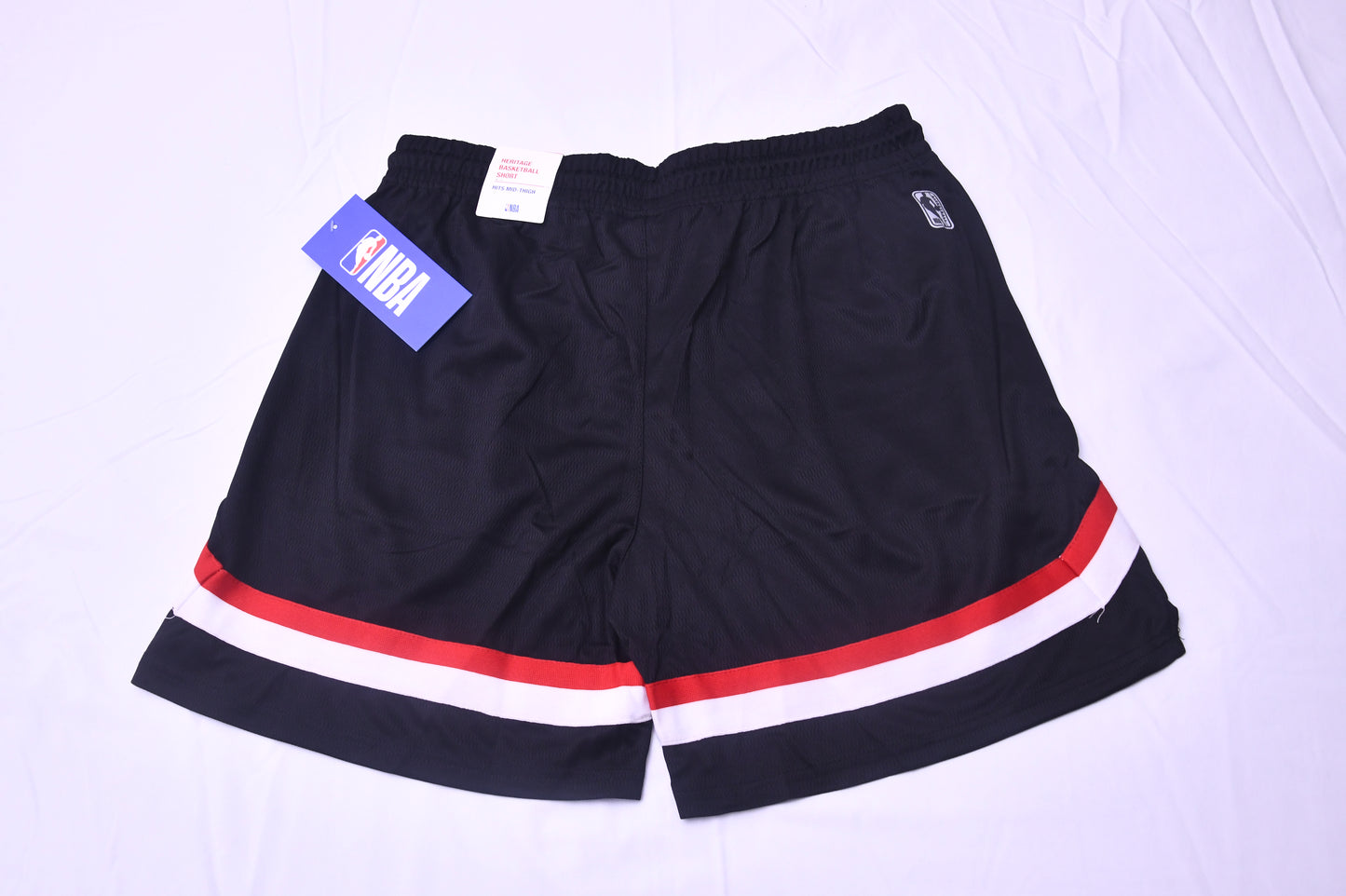 NBA Mavericks Short- Heritage fit Men's Large Black New