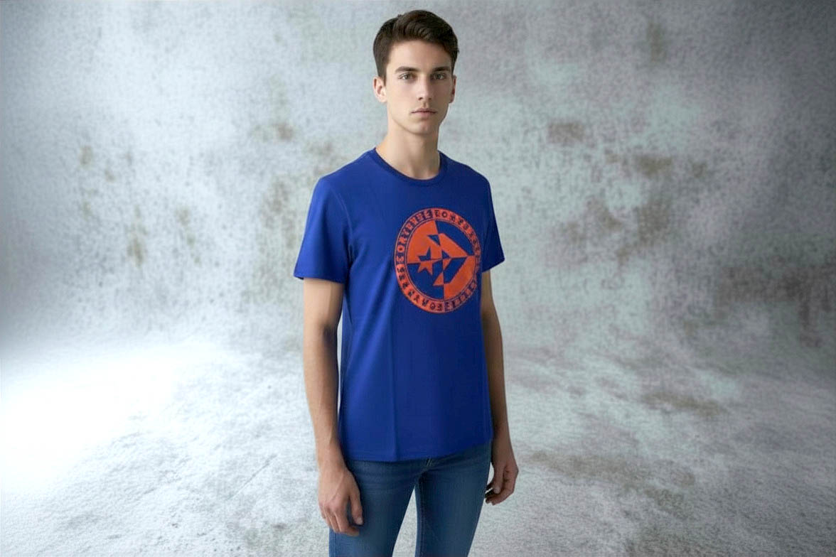 Converse Men's Graphic Logo T-Shirt Blue  NWT in stock