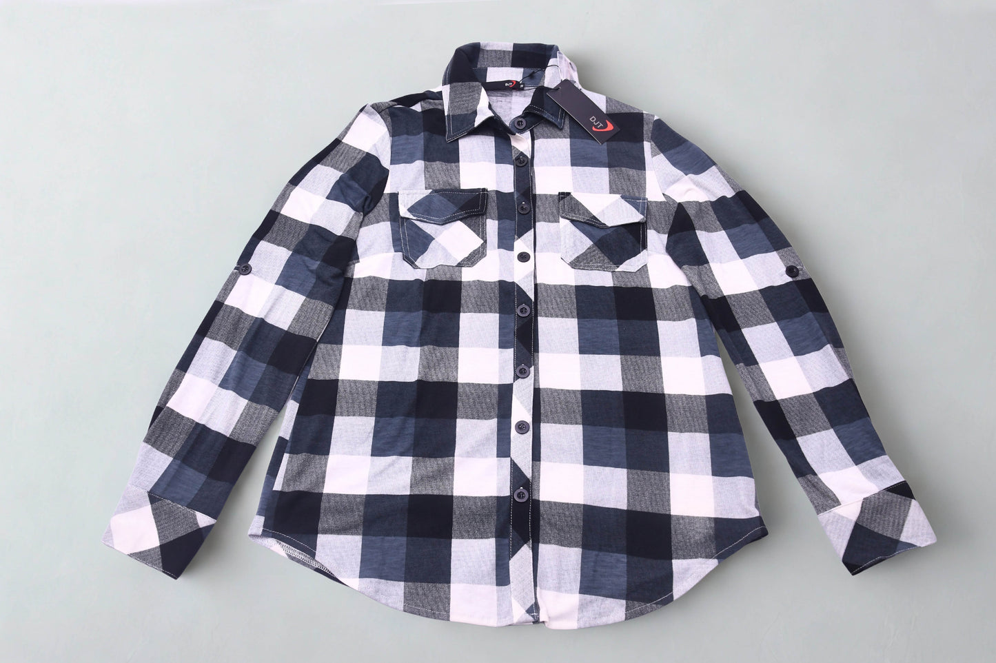 DJT Women's Plaid Button Front Shirt Black White Check Long Sleeve Size M