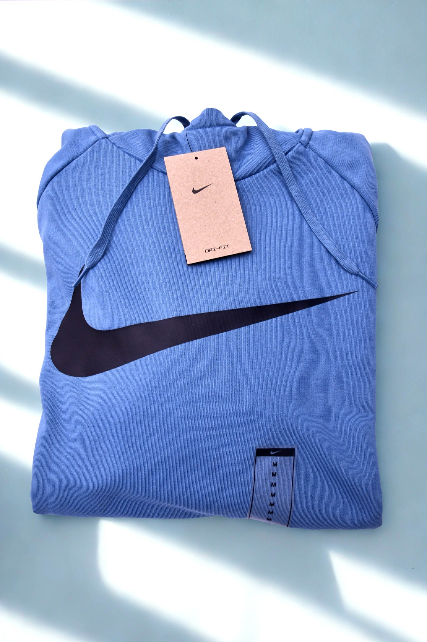 Nike Dri-FIT Hoodie Mens Medium Blue Training Pullover Sweatshirt NWT