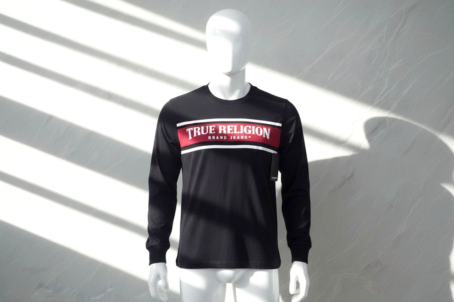 NWT True Religion Men's Long Sleeve Tee Shirt Black Red Logo Graphic 100% Cotton