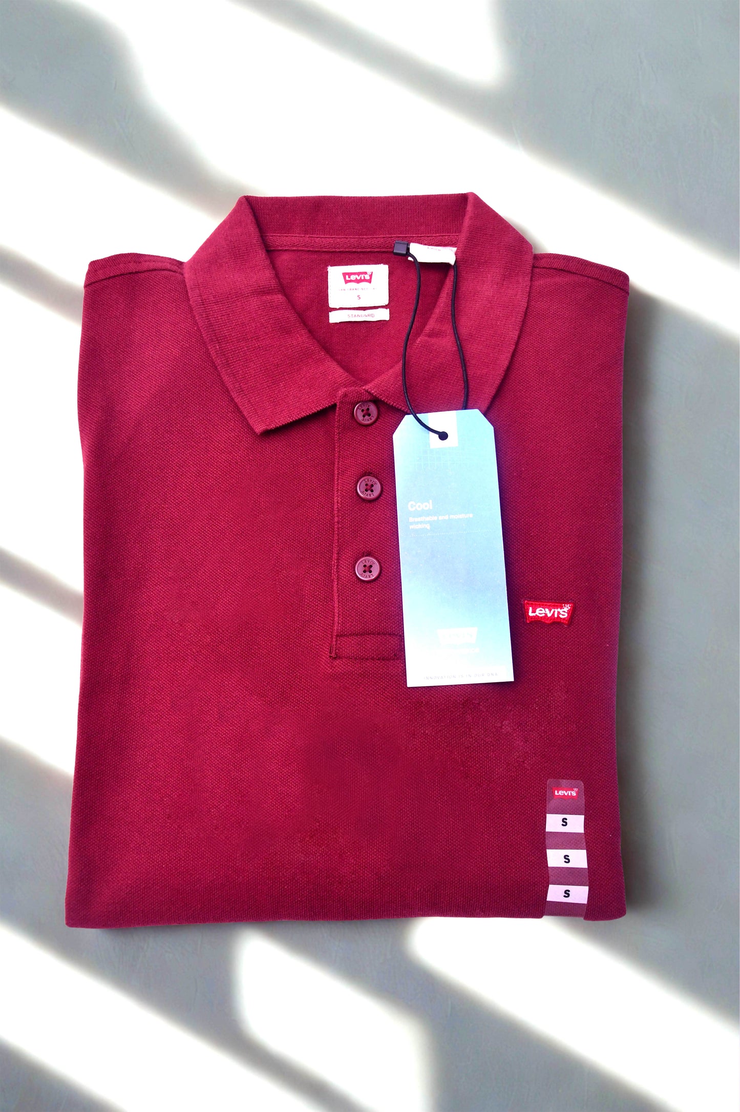 Levi Strauss and Co Mens Polo Shirt Small Red Short Sleeve Pocket Logo