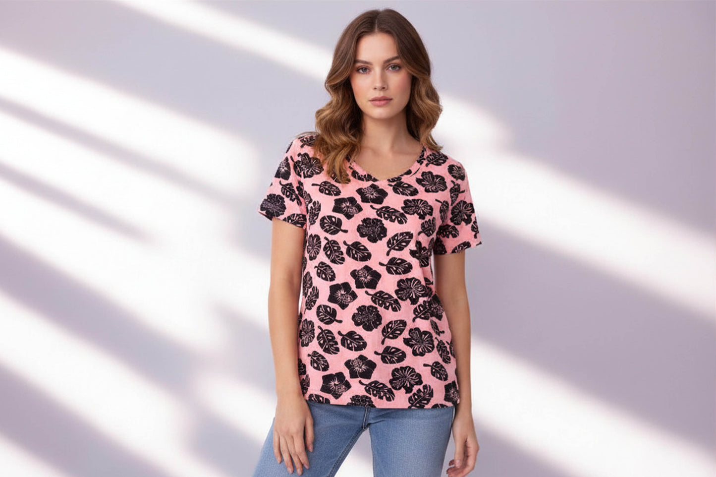 For The Republic Women's Pink Floral Tropical Leaf Pocket Tee Shirt Small NWT