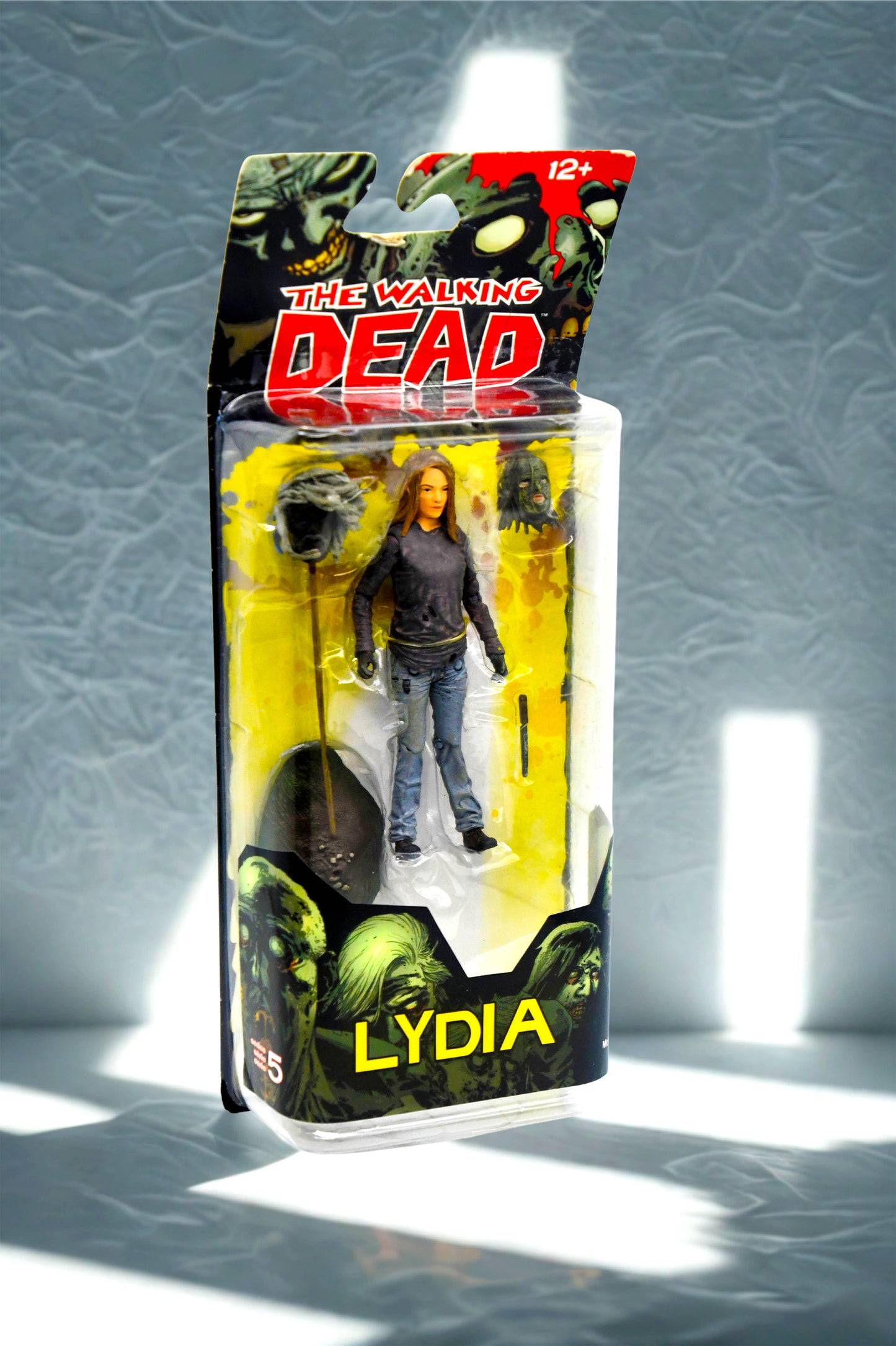 The Walking Dead Lydia Action Figure Series 5 McFarlane Toys New Sealed Comic Book