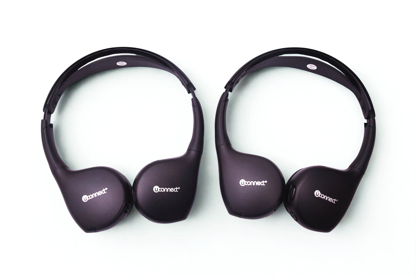 Uconnect Theater Wireless Headphones & 2 Remotes OEM FCA 68325674AA Untested
