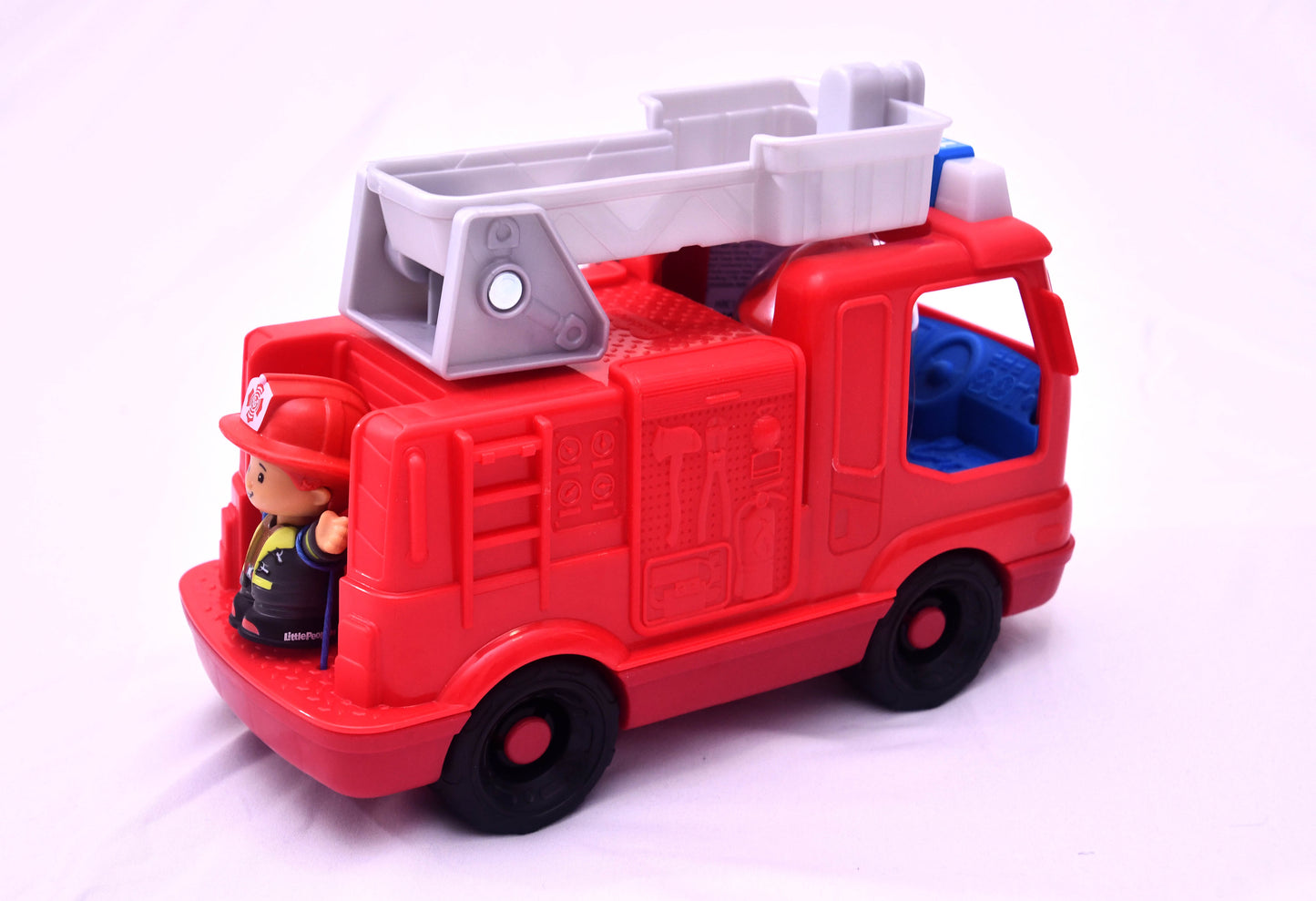 New Fisher-Price Little People Toddler Toy Fire Truck Musical Push-Along Vehicle w/ 2 Figures