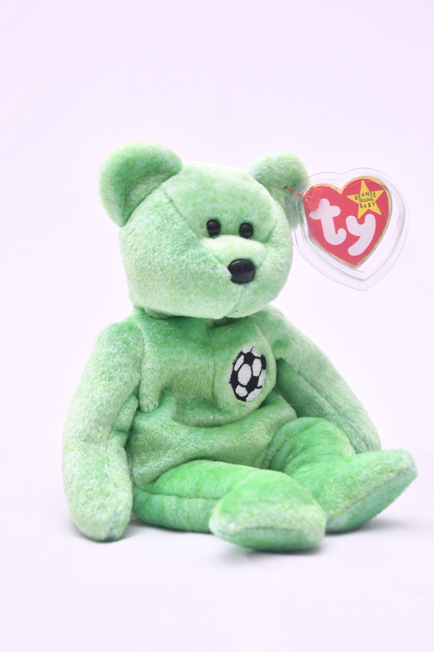 Ty Beanie Baby Kicks Green Soccer Bear Plush Toy w/ Tag Protector 1998 MWMT