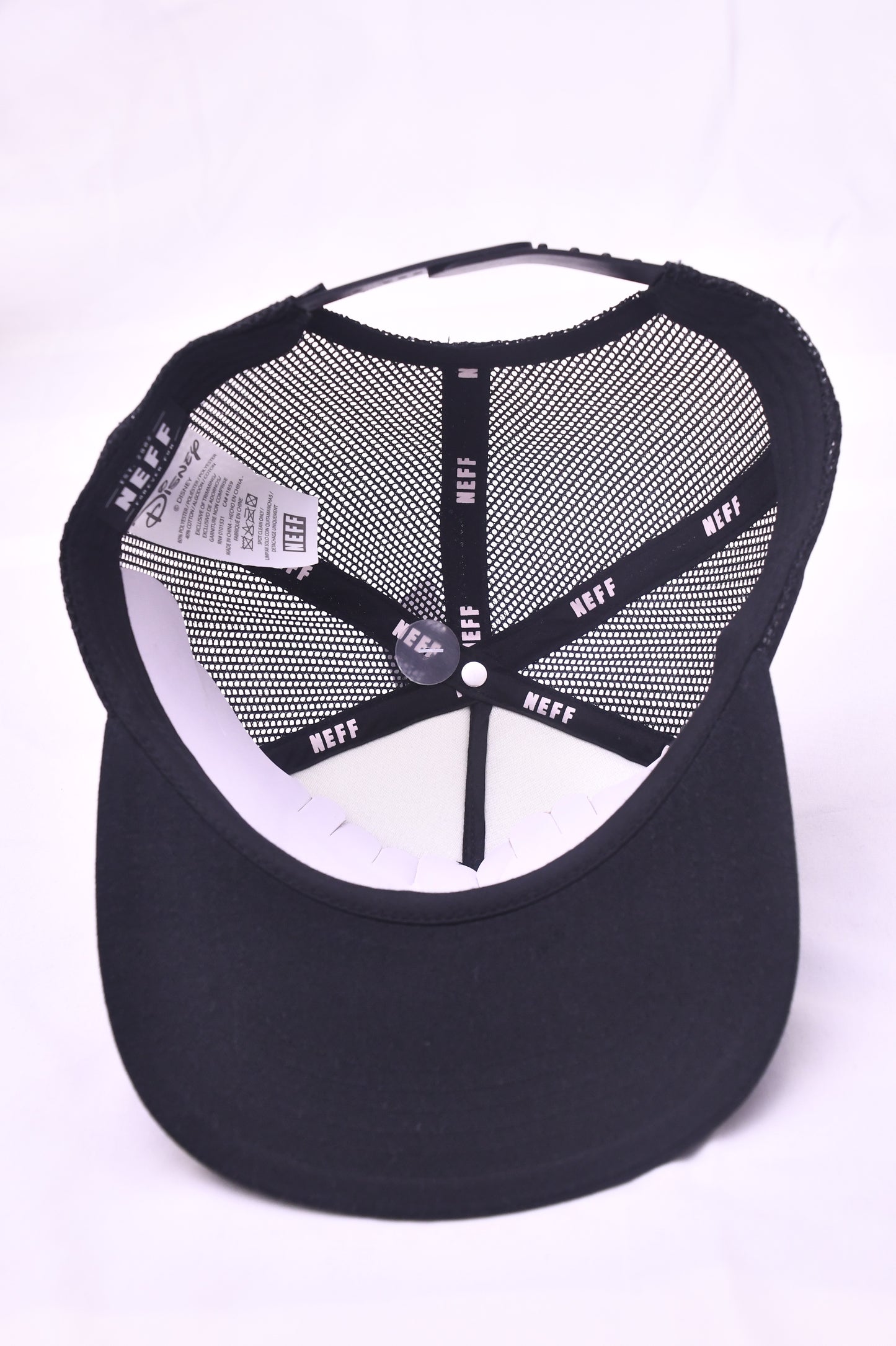 Disney x NEFF Mickey Mouse Graffiti Trucker Snapback Hat Black White NWT OSFM