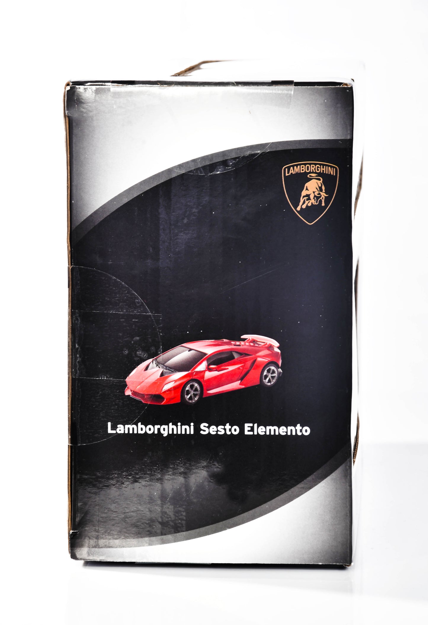 Lamborghini Veneno & Sesto Elemento 1:24 Scale 3+