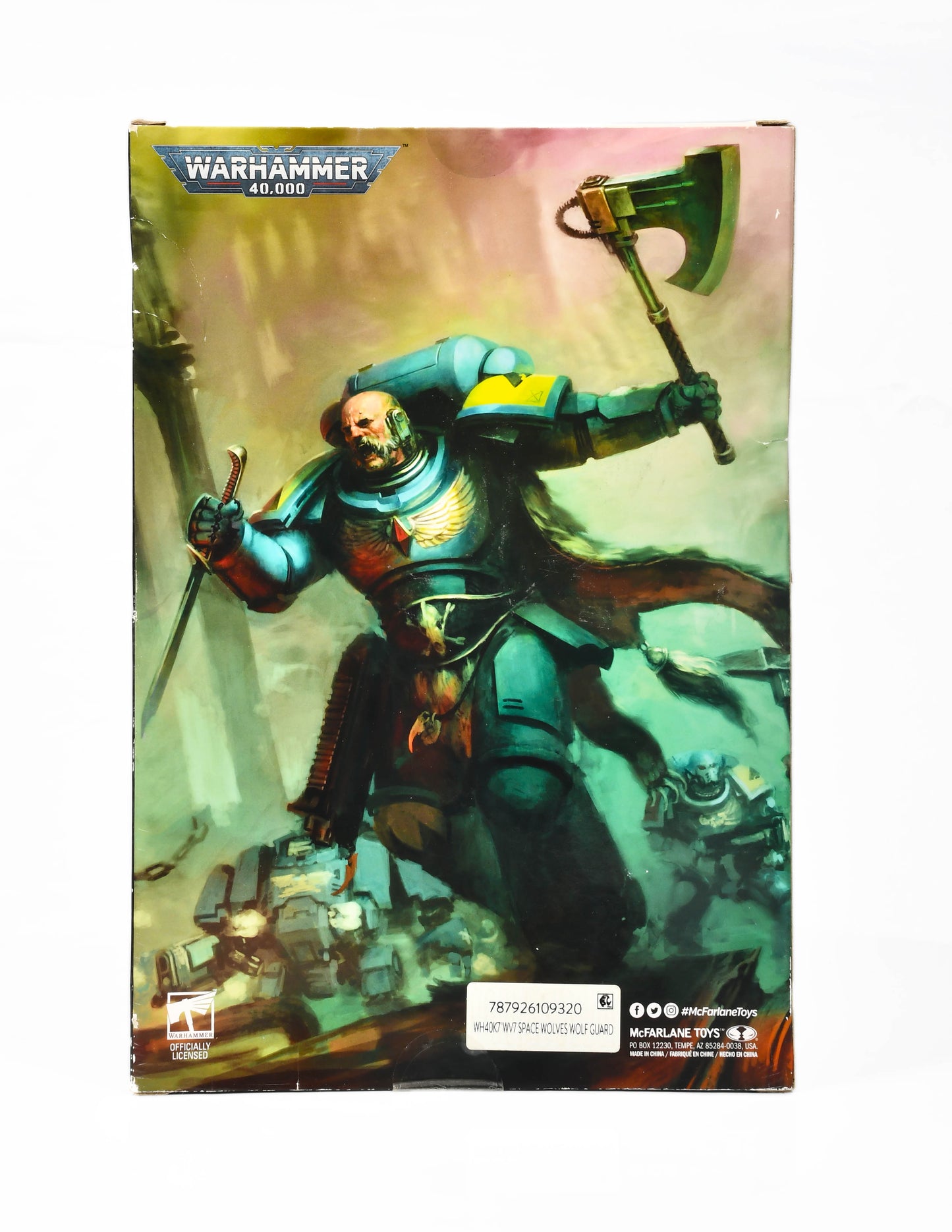 Warhammer 40000 Space Wolves Wolf Guard 7" Figure