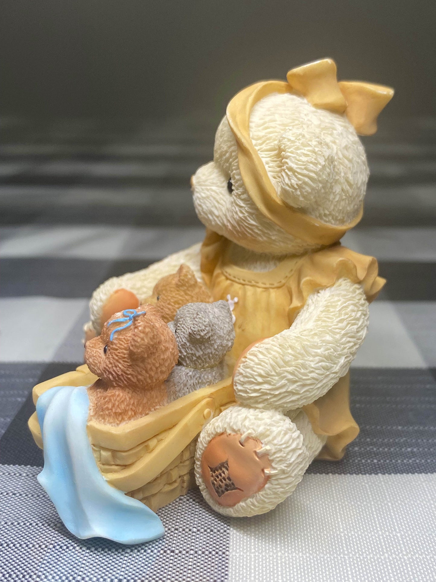 Cherished Teddies “Tanna” When Your Hands Are Full Figurine