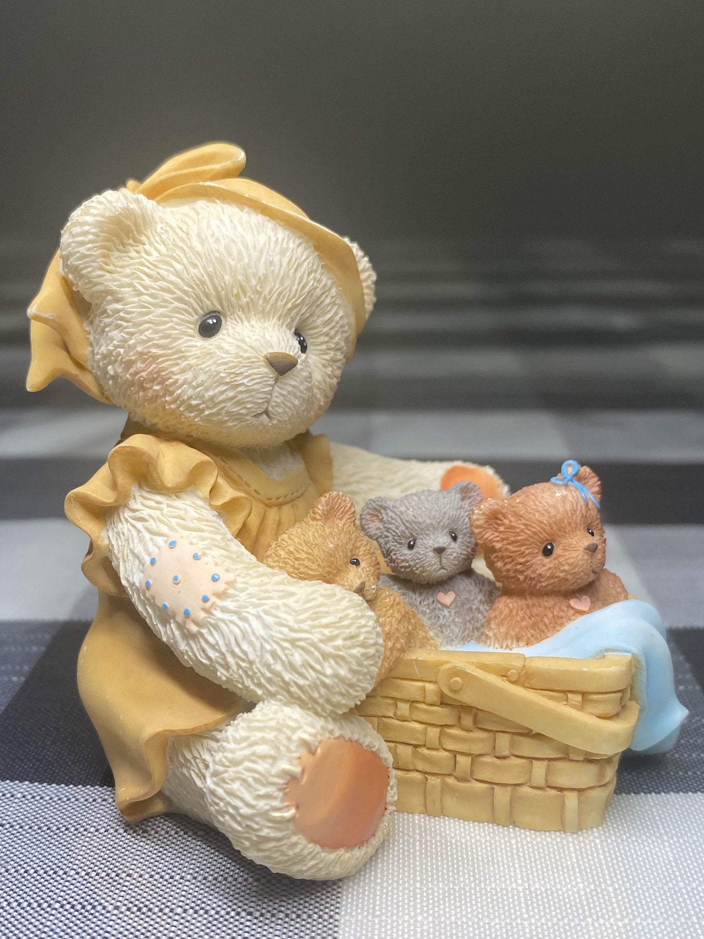 Cherished Teddies “Tanna” When Your Hands Are Full Figurine