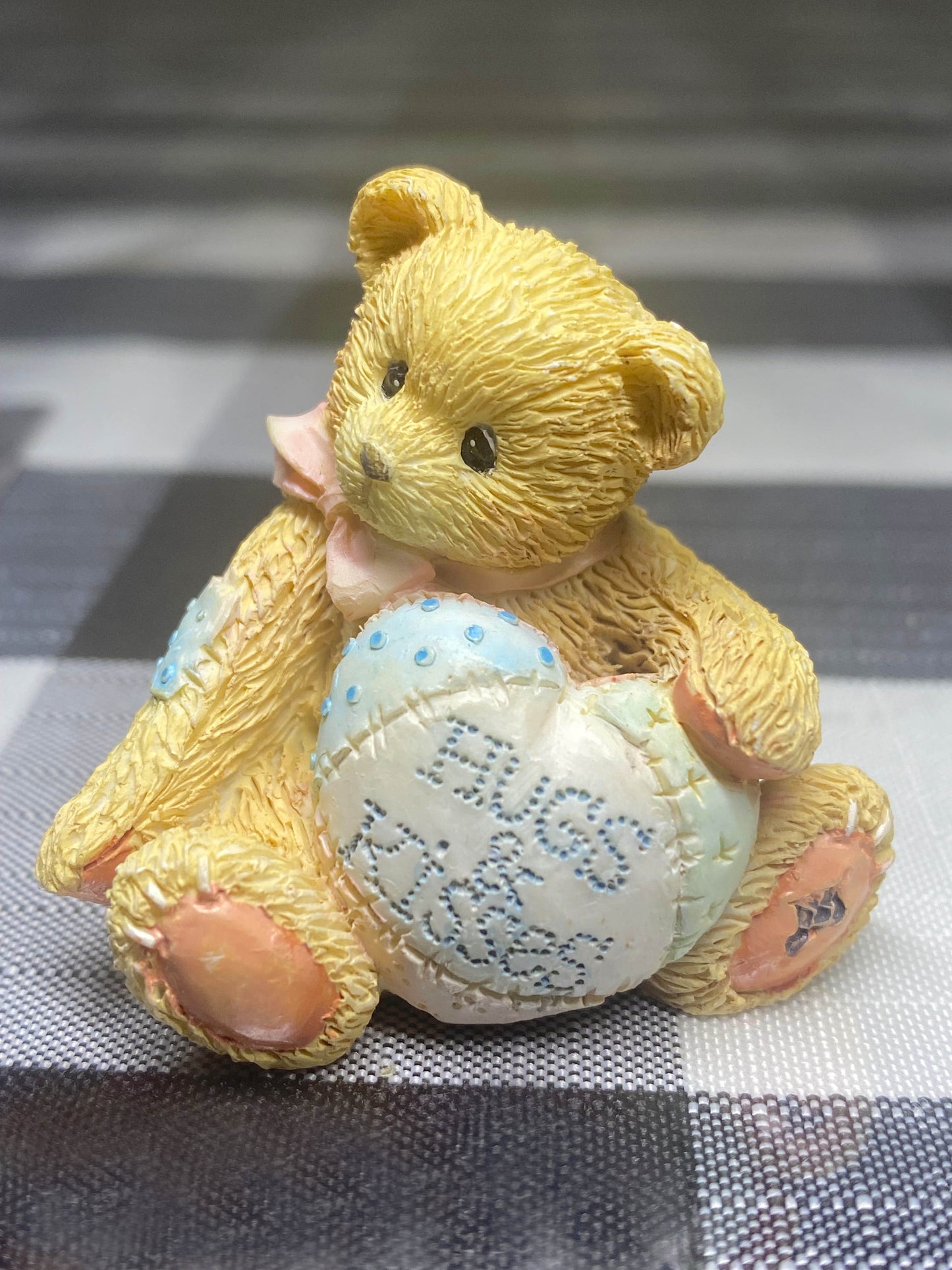 Cherished Teddies "Hugs and Kisses" Bear with Heart #916382