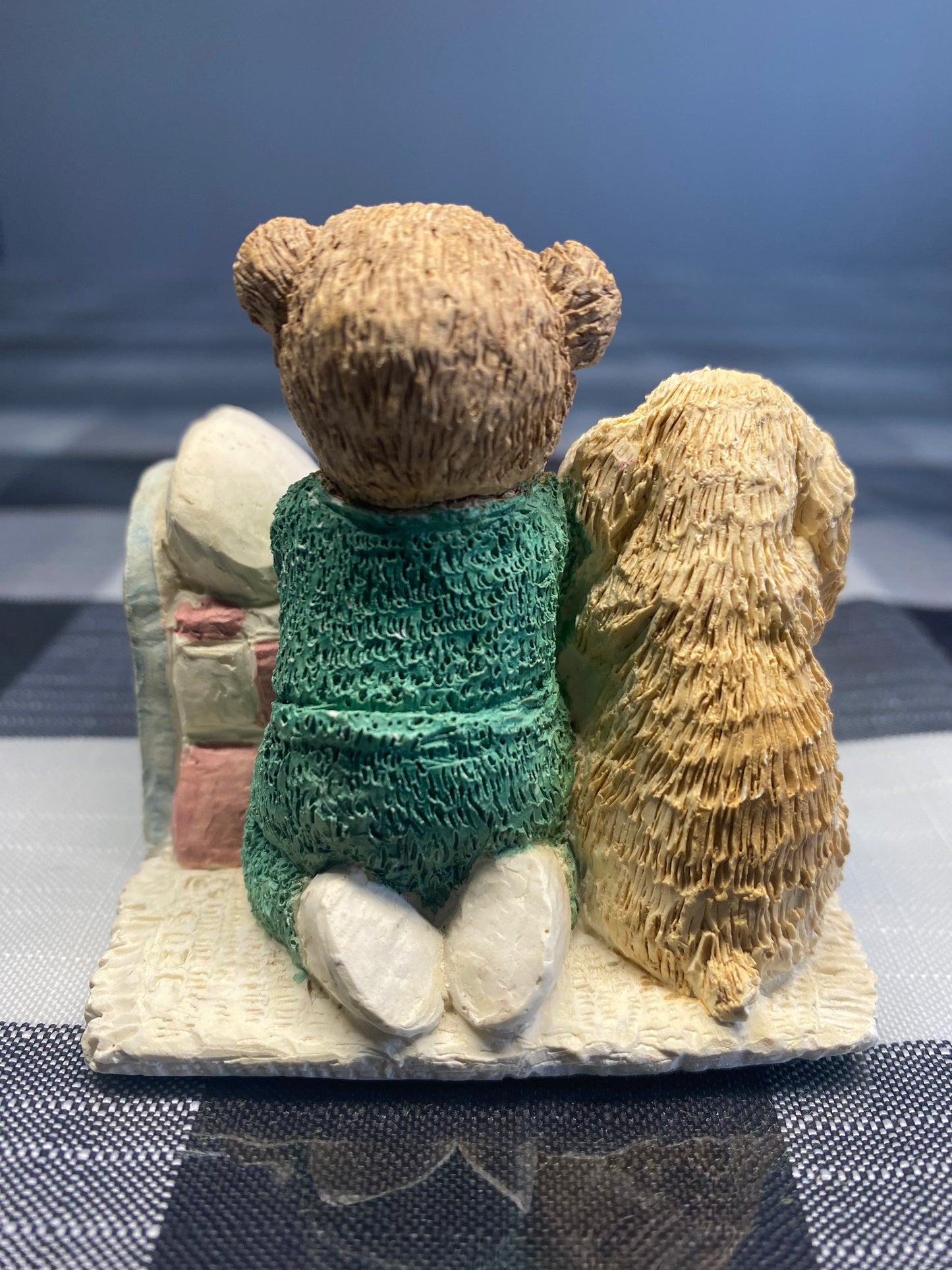 Teddy and dog praying in the bed