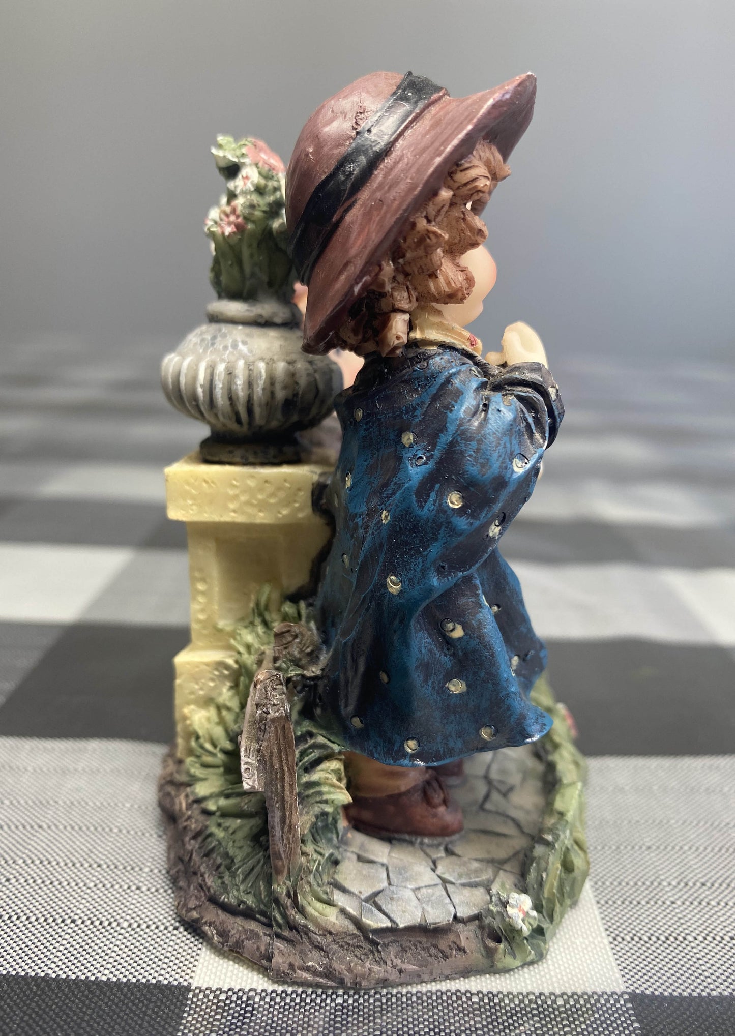 Vintage Figurine Boy and Girl