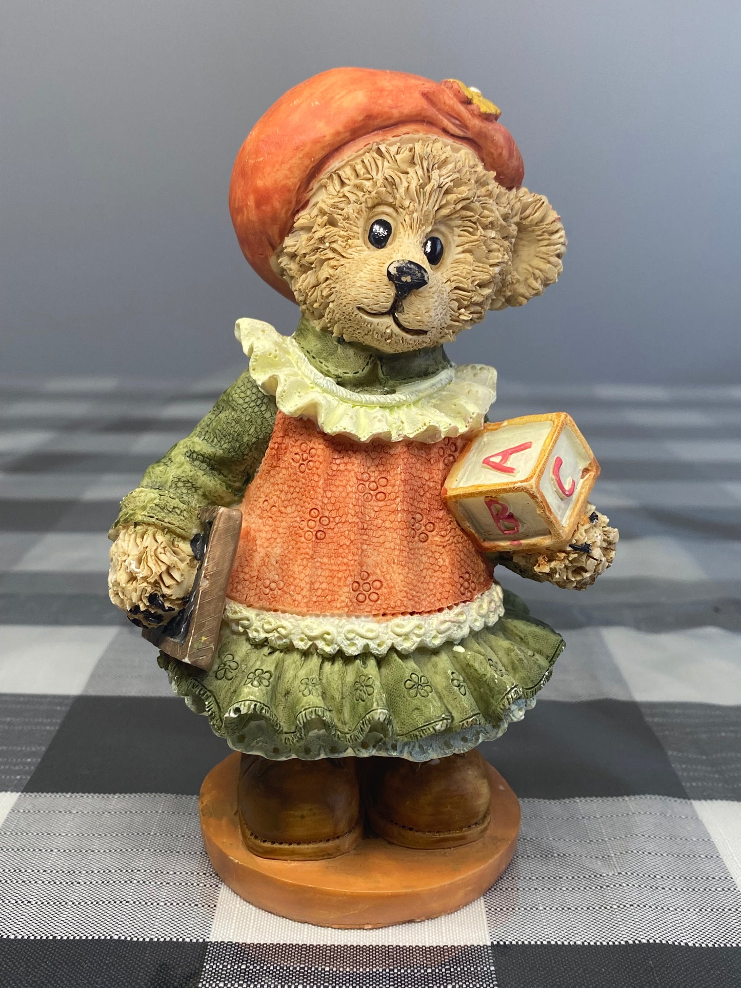 Boyds Bears and Friends Bearstone Ms. Griz Figure Stone Toys Vintage Pumpkin B15