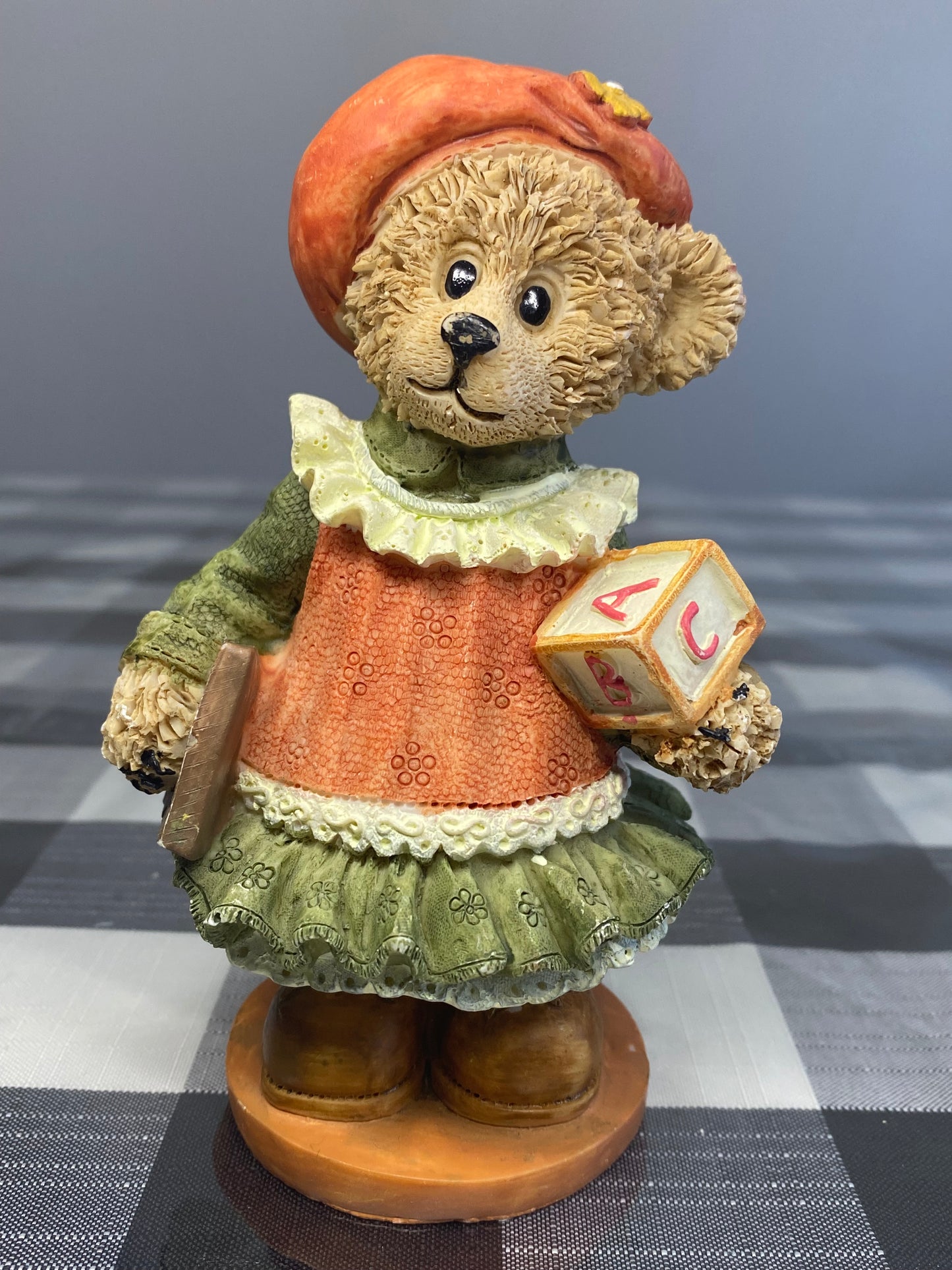 Boyds Bears and Friends Bearstone Ms. Griz Figure Stone Toys Vintage Pumpkin B15
