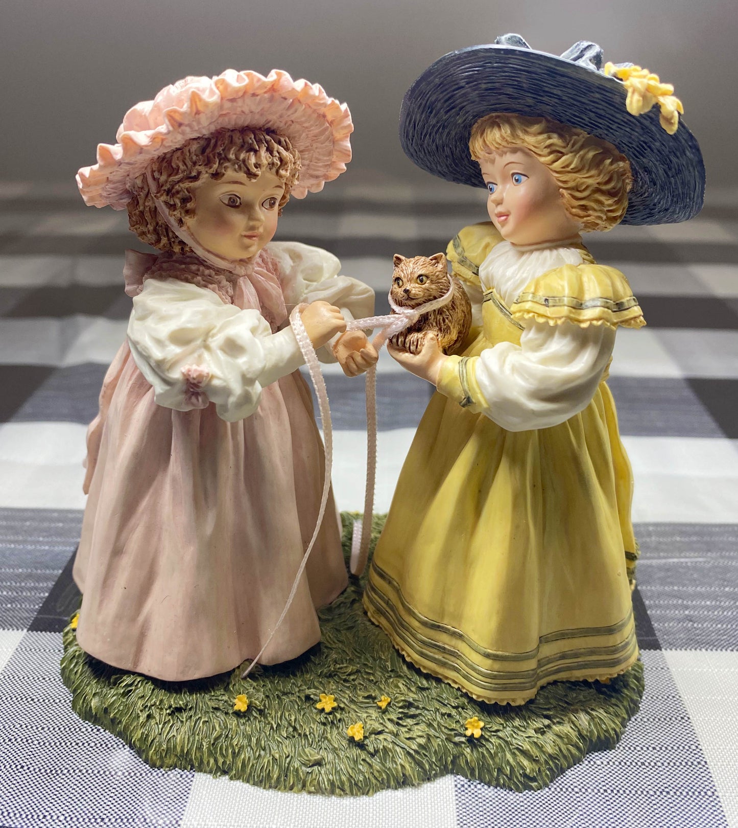 Vintage Maud Humphrey Bogart "NEW FRIENDS" 1992 sculpture limited edition Great