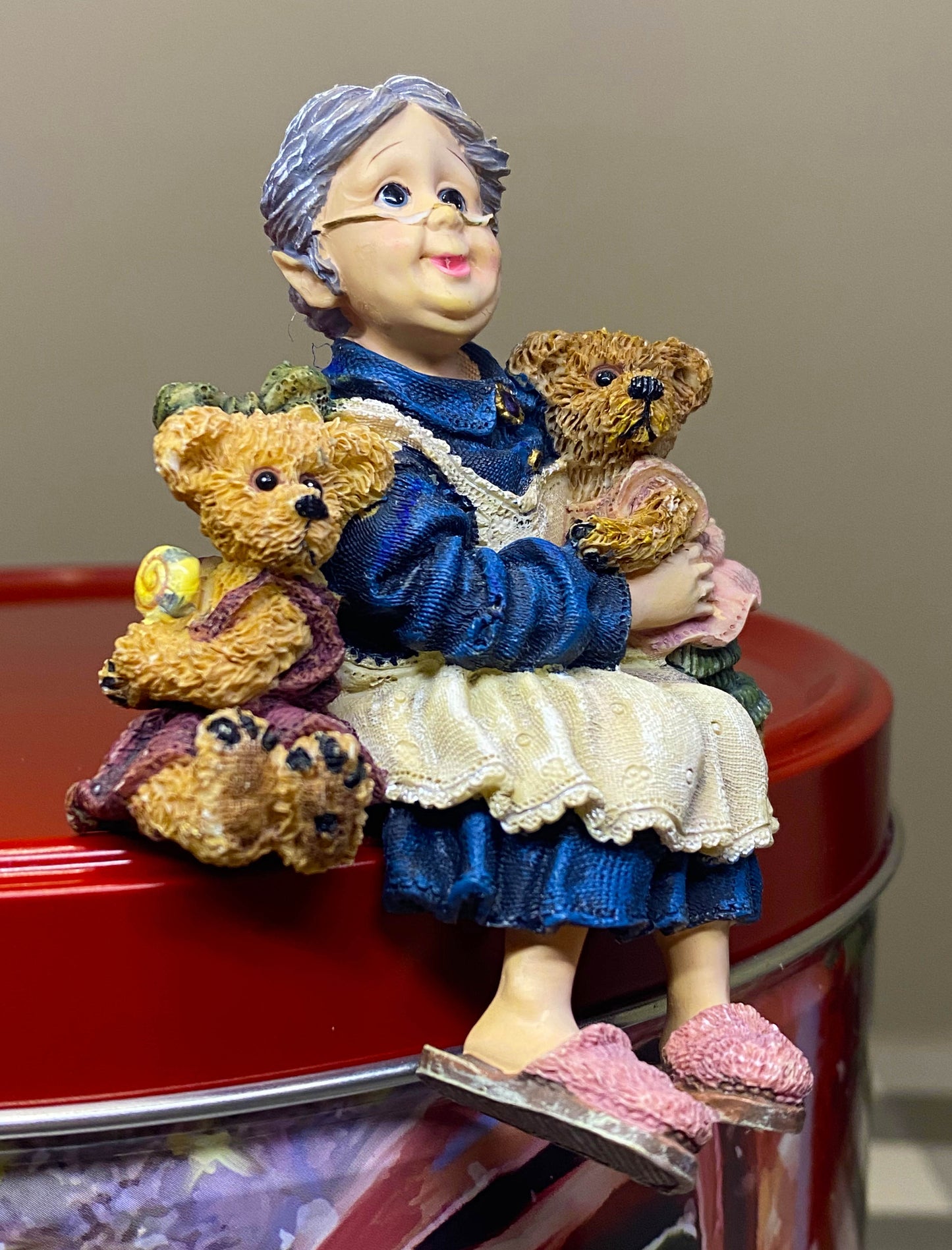 Boyds Bear Wee Folkstone Grandma Shelf Sitter Figurine 36106