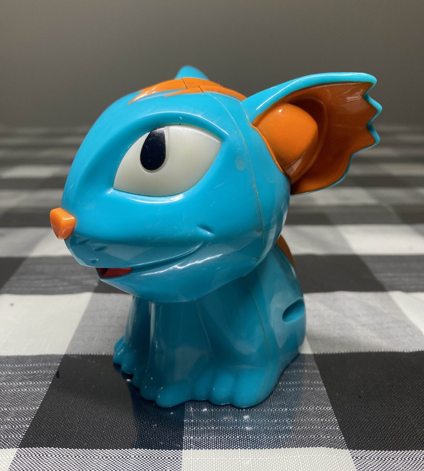 Magic Jinn Blue Battery Operated Talking Toy 2013