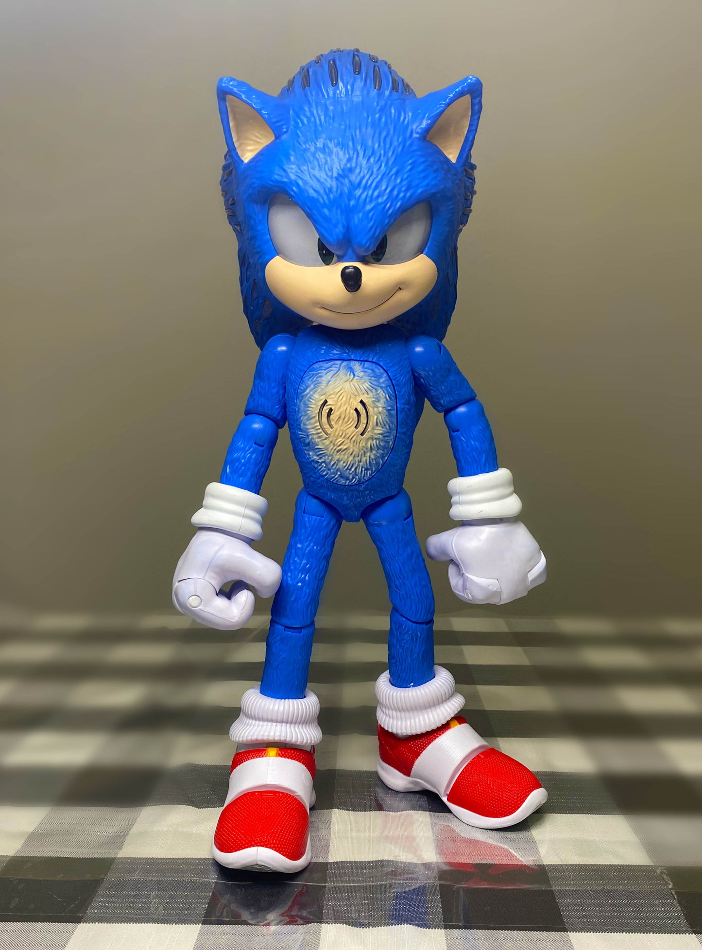 Sonic The Hedgehog 3 Ultimate Talking  13 Inch Action Figure Light Up Talks