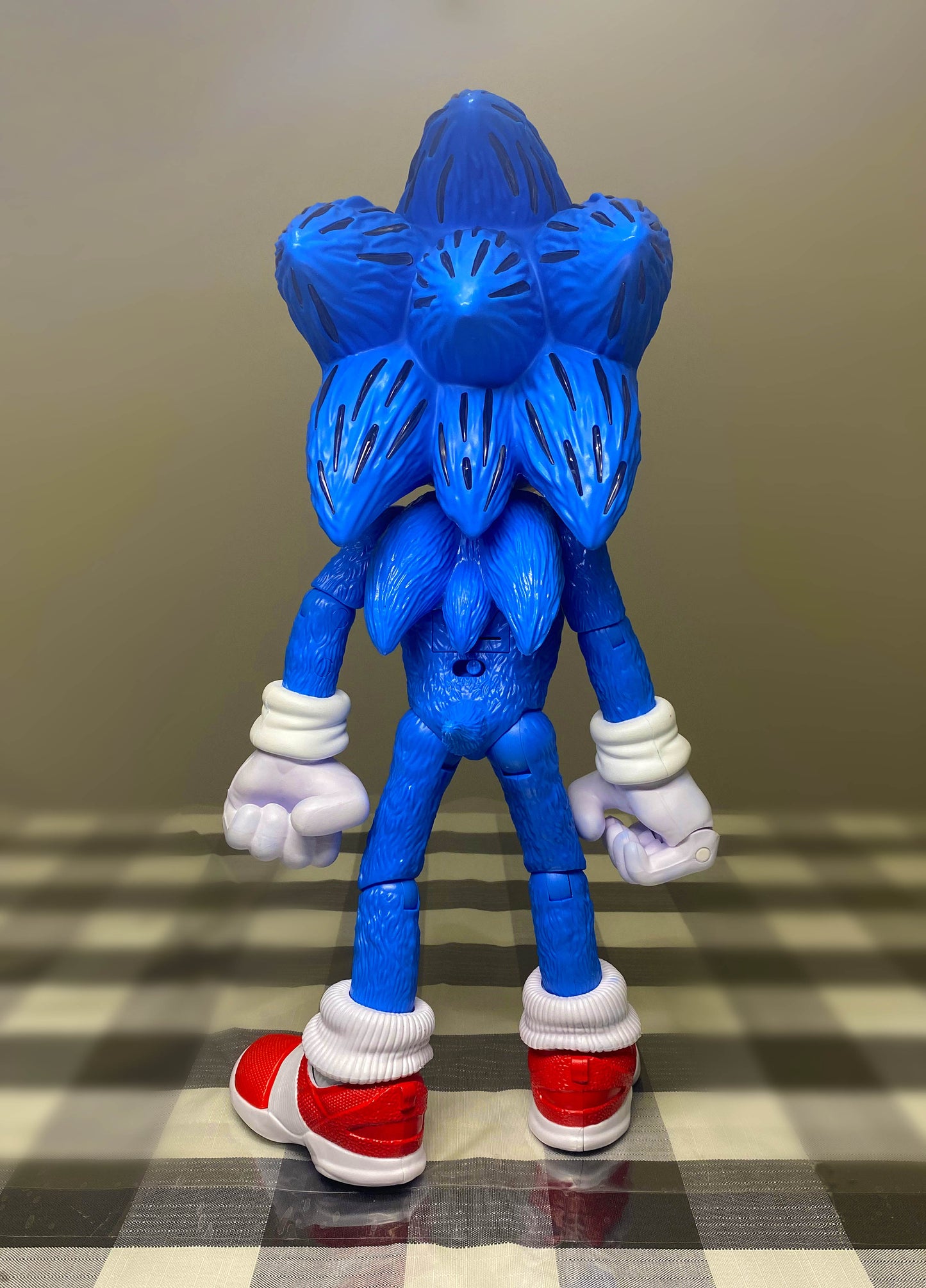 Sonic The Hedgehog 3 Ultimate Talking  13 Inch Action Figure Light Up Talks